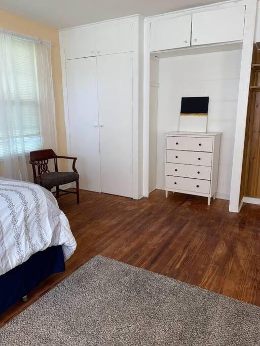 Cozy Home, King Bed, 3 Bedrooms,Close To Downtown Beaches Towncenter Джэксонвиль Экстерьер фото